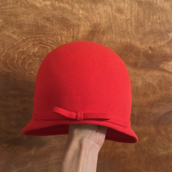Red wool vintage Asian hat - Picture 3 of 5